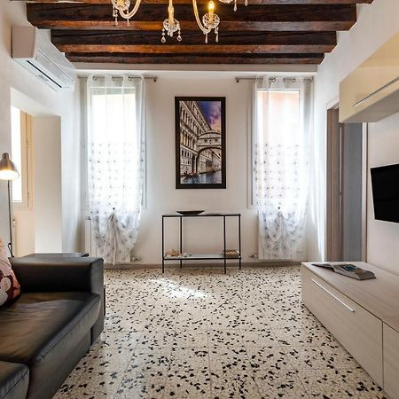 Ponte Squero Flat M0270423226 Appartement Venetië Buitenkant foto